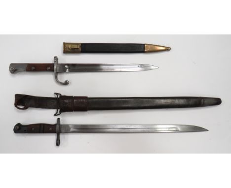 American M1917 Bayonet17 inch, single edged blade with fuller.  Forte with maker "Remington" .  Steel muzzle ring, crossguard