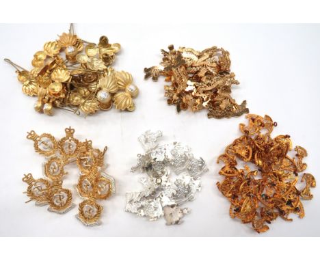 120 x Brass Infantry And Corps Collar Badgesconsisting 34 x Somerset Light Infantry ... 30 x Royal Scots ... 30 x bi-metal Gi
