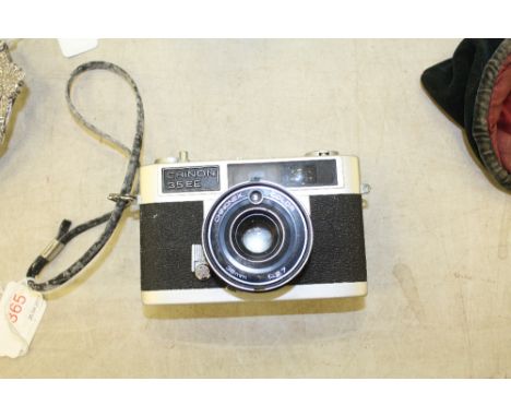 Chinnon 35ee camera
