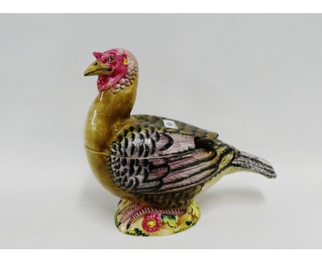 Italian bird shaped tureen and cover, together with serving ladle, 35cm long