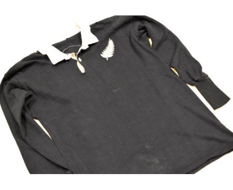 1972 NEW ZEALAND INTERNATIONAL RUGBY JERSEY MATCH-WORN BY LIN COLLING IN THEIR DEFEAT BY LLANELLI Condition: excellent, with 