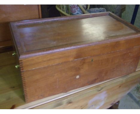 Hardwood Trunk 26 1/2  x 14 inches 10 1/2 tall
