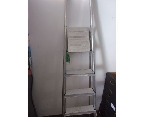 Clima Alloy Step Ladder