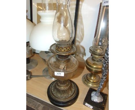 LARGE VINTAGE OIL LAMP