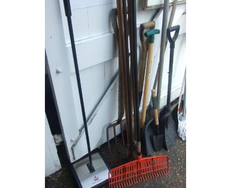 Job Lot Gardening Tools etc ( from house clearance )