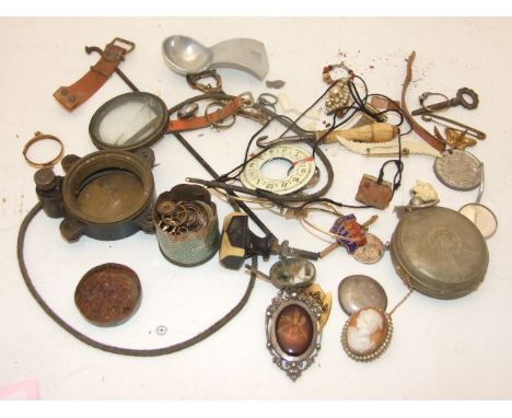 VINTAGE COLLECTABLES TO INCLUDE CAMEO, WATCH PARTS ETC