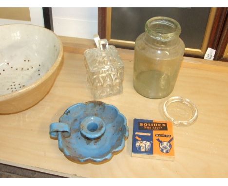 Assorted Vintage Kitchenalia