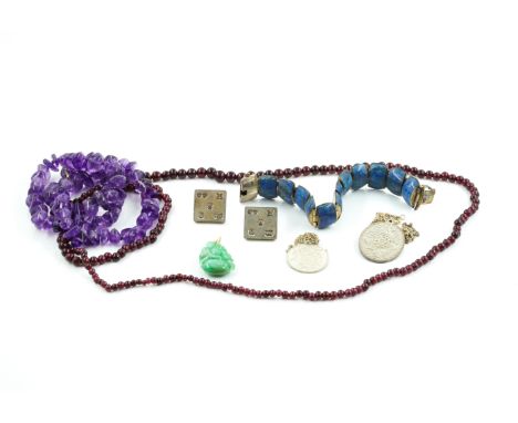 A GROUP OF JEWELLERY (7)Comprising; a pair of square fronted silver cufflinks, two pendants with neckchains, a simulated jade