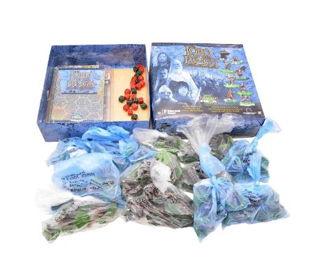 Sabertooth Games Combat Hex miniatures, Lord of the Rings, approximately one-hundred and ten including Gandalf (x2), Aragorn 