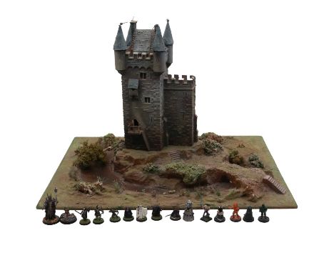 Small quantity of Warhammer Lord of the Rings figures and associated material, metal and plastic castings, mostly painted, in