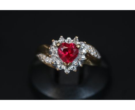 Ladies 9ct Gold Ruby &amp; Diamond Cluster ring 2.3g total Size L 