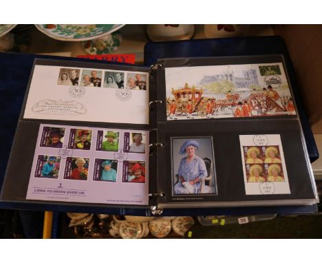 Collection of First Day Covers mainly Royal related 