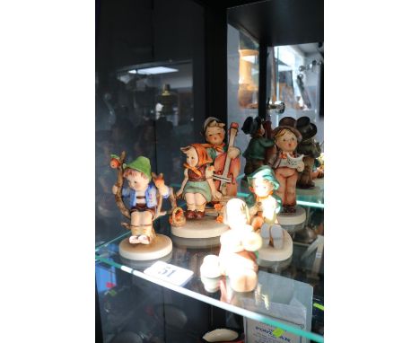 Collection of assorted Hummel figures (6) 