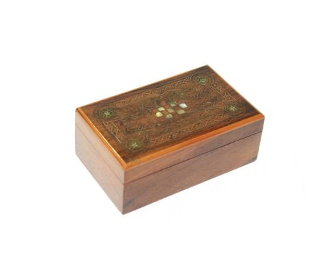 Victorian table snuff box
