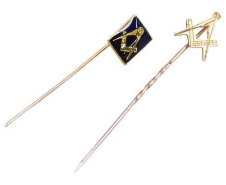 A 9ct gold Masonic set square and compass tie pin, and a further tie pin with black enamel, 1.4g. 