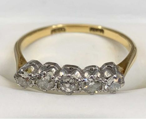 18CT YELLOW GOLD &amp; PLATINUM 5 STONE BRILLIANT CUT DIAMOND HALF HOOP RING - the slightly larger centre diamond approx 0.12