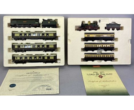 HORNBY OO SCALE MODEL RAILWAYS R2568 train pack 'Devon Belle', (BR 4-6-2 'Watersmeet' West Country Class Locomotive, Pullman 