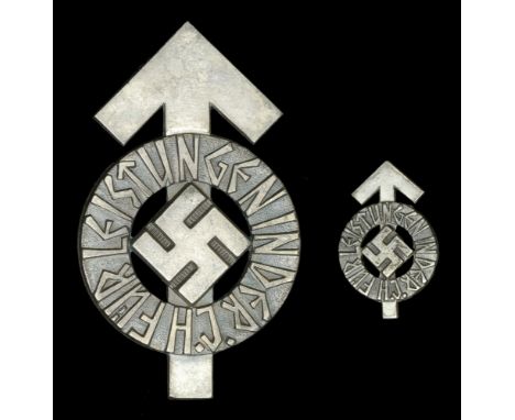 A German Second War Hitler Youth Proficiency Badge and Miniature. A nice matching set, the silver Hitler Youth Proficiency Ba