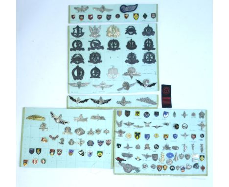 Collection of Israeli Armed Forces Badges consisting of cap / beret badges for various services of the Israeli armed forces i