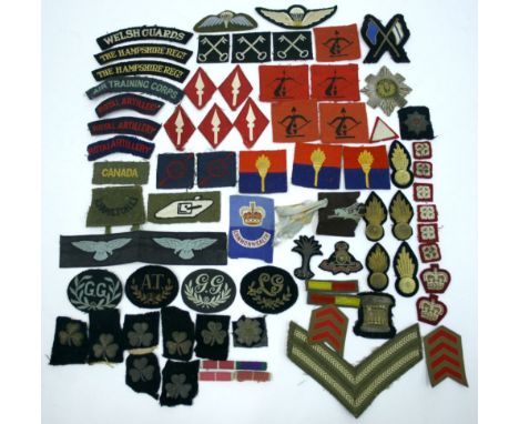Selection of Various Cloth Formation Signs, Shoulder Titles and Insignia, including 3x pairs of 1st corps printed formation s