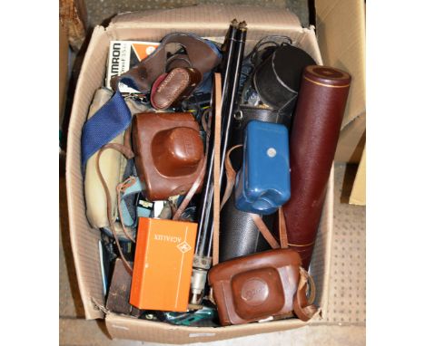BOX WITH VARIOUS VINTAGE CAMERAS &amp; ACCESSORIES     