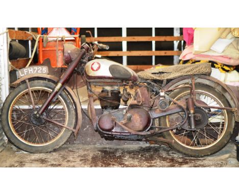 VINTAGE 1950'S B.S.A. C11 MOTORCYCLE - REGISTRATION LFH725     