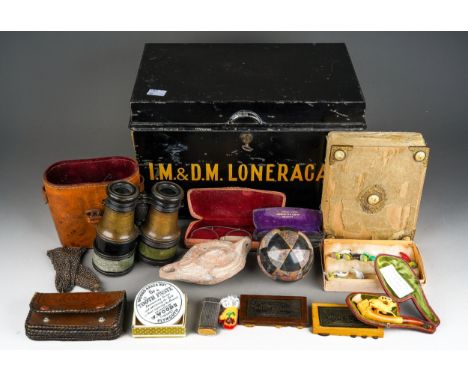 Collectors lot to include: vintage boxed Indian painted clay toy birds; two pairs of vintage spectacles, one box retailed CAL