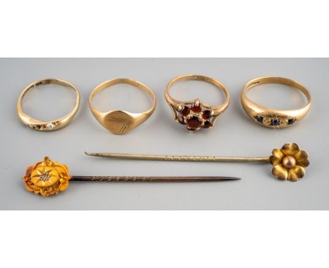Collection of 4 9 ct gold rings (6g) together with 15 ct tie pin set and another gilded tie pin