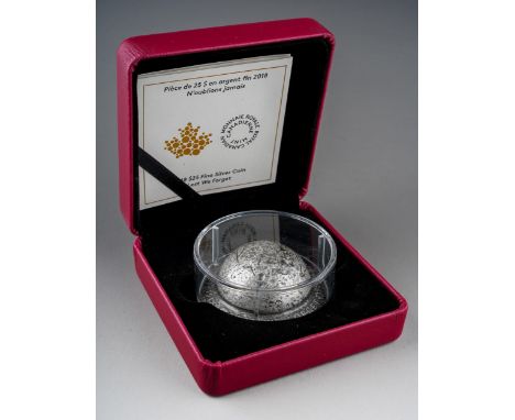 Canadian 47.6g silver Lest We Forget helmet shaped 25 dollar coin