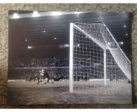 Football Wille Morgan signed 16x12 black and white photo pictured in action for Manchester United. Good Condition. All autogr