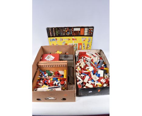 A QUANTITY OF UNBOXED AND ASSORTED MAINLY 1960'S AND 1970'S LEGO, assorted pieces, all in playworn condition, includes Lego v