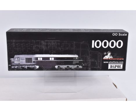 A BOXED  DAPOL  OO GAUGE  LOCOMOTIVE,  Running no. 10001, Livery BR Plain Black with Chrome Fittings, no Crest, July 1948 - A