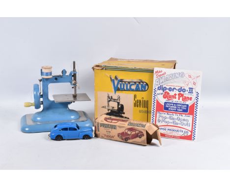 A BOXED PENGUIN SERIES 4 RUBBER BAND DRIVE FORD V8 'TUDOR' SEDAN, No.459 V, not tested, appears complete and in fairly good c