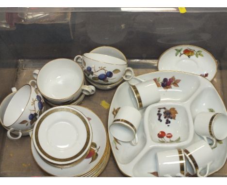 A TRAY OF ROYAL WORCESTER EVESHAM, NORITAKE ETC