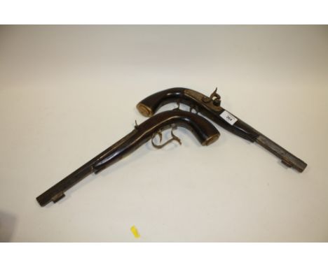 A PAIR OF VINTAGE REPRODUCTION FLINT LOCK PISTOLS
