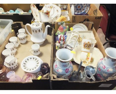 TWO TRAYS OF CERAMICS AND GLASS TO INCLUDE PARAGON, SYMMETRA COFFEE SET, CAITHNESS ETC