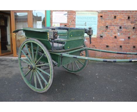 A VINTAGE GOVERNESS CART