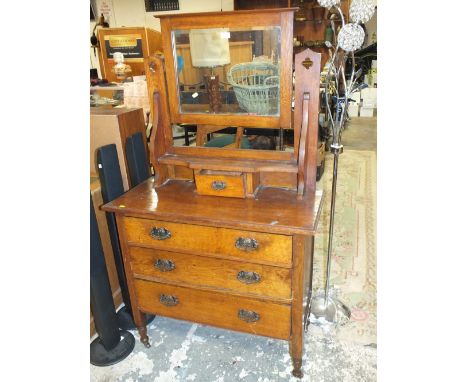 A VINTAGE OAK DRESSING TABLE W 91 cm
