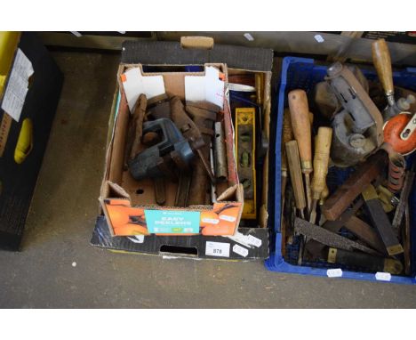 BOX OF MIXED TOOLS