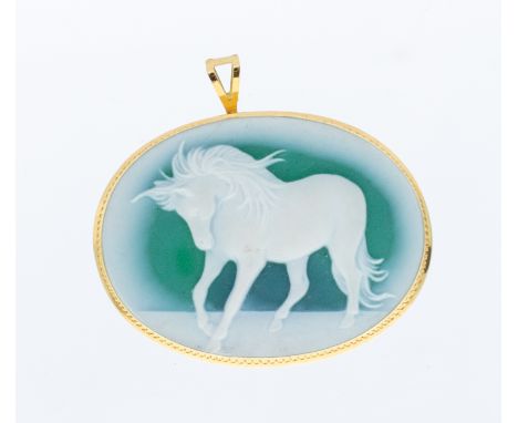 A carved green agate pendant/brooch, oval form depicting a carved horse, yellow metal mount with roped border, stamped 750, 8