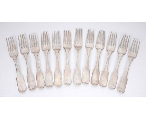 Georgian Irish silver table forks, twelve settings. A matched set of twelve George III Irish silver fiddle-pattern table fork