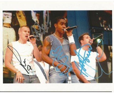 Blue music band 10 x 8 colour photo signed by Antony Costa, Duncan James, Lee Ryan and Simon Webbe. Nice image on stage. The 