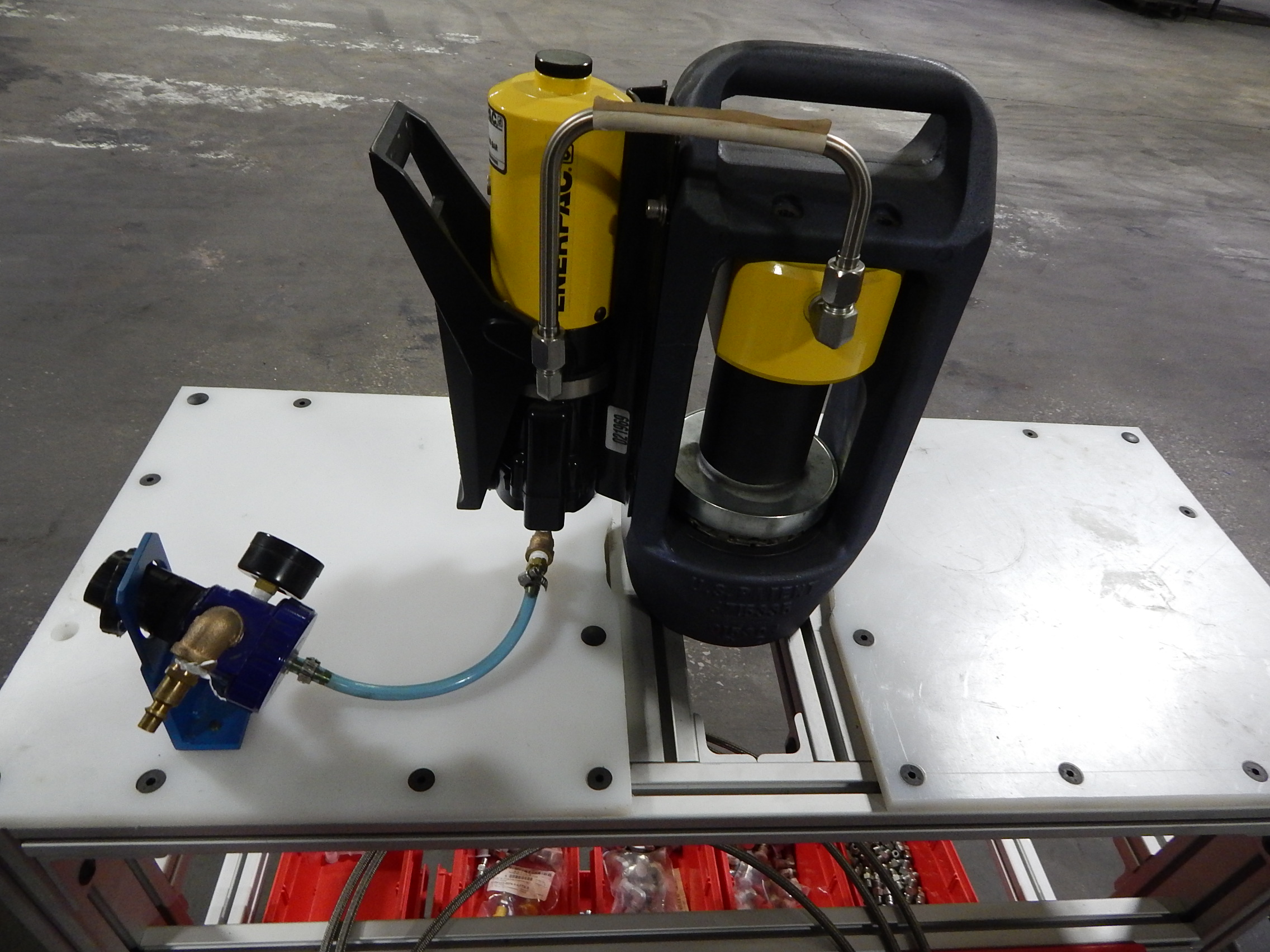 Parker MiniKrimp Hose Crimping Machine, with Enerpac Model 025399 Air