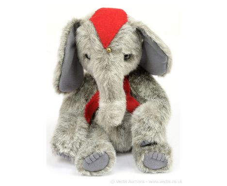 Charlie Bears Bo Bo elephant, CB 094073, LE 600, 2009 - 2011, LE 600, the first elephant to be designed for the collection, d