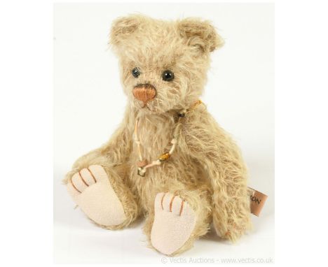 Charlie Bears Isabelle Collection Minimo Titch teddy bear, designed by Isabelle Lee, LE 2000, light brown mohair, Excellent, 