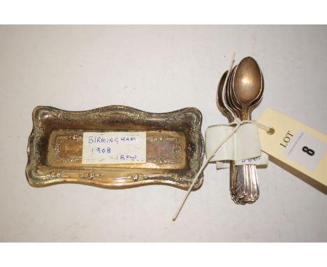 Six silver teaspoons, by Walker & Hall; another silver teaspoon of golf club design, also by Walker & Hall; and a silver pin 