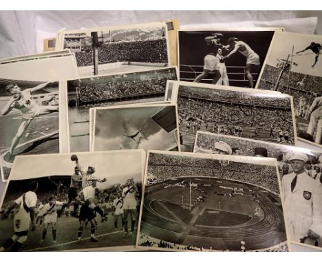 47 photographs of the 1936 Berlin Olympics. UK P&amp;P Group 1 (£16+VAT for the first lot and £2+VAT for subsequent lots 