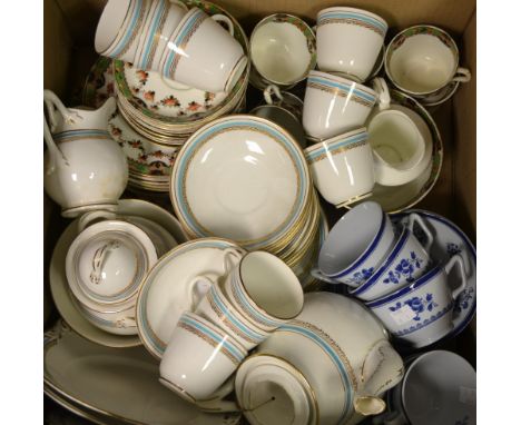 A Copeland Spode, Spode's Gloucester pattern teaset, with teapot, sucrier and cover; an Edwardian transfer printed teaset (3)