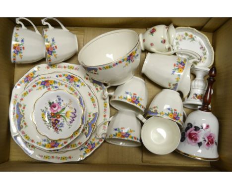 Ceramics- an Alfred Meakin transfer printed six setting tea service; a Wedgewood Mirabelle trinket dish etc. 