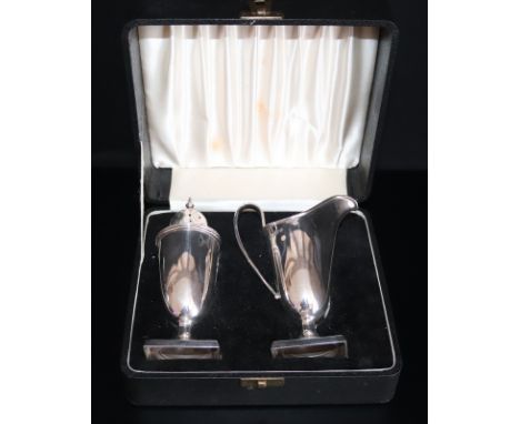 Silver Cream Jug And Sugar Shaker In Fitted Box, Fully Hallmarked For Sheffield S 1960 , Makers Mark For Viners 